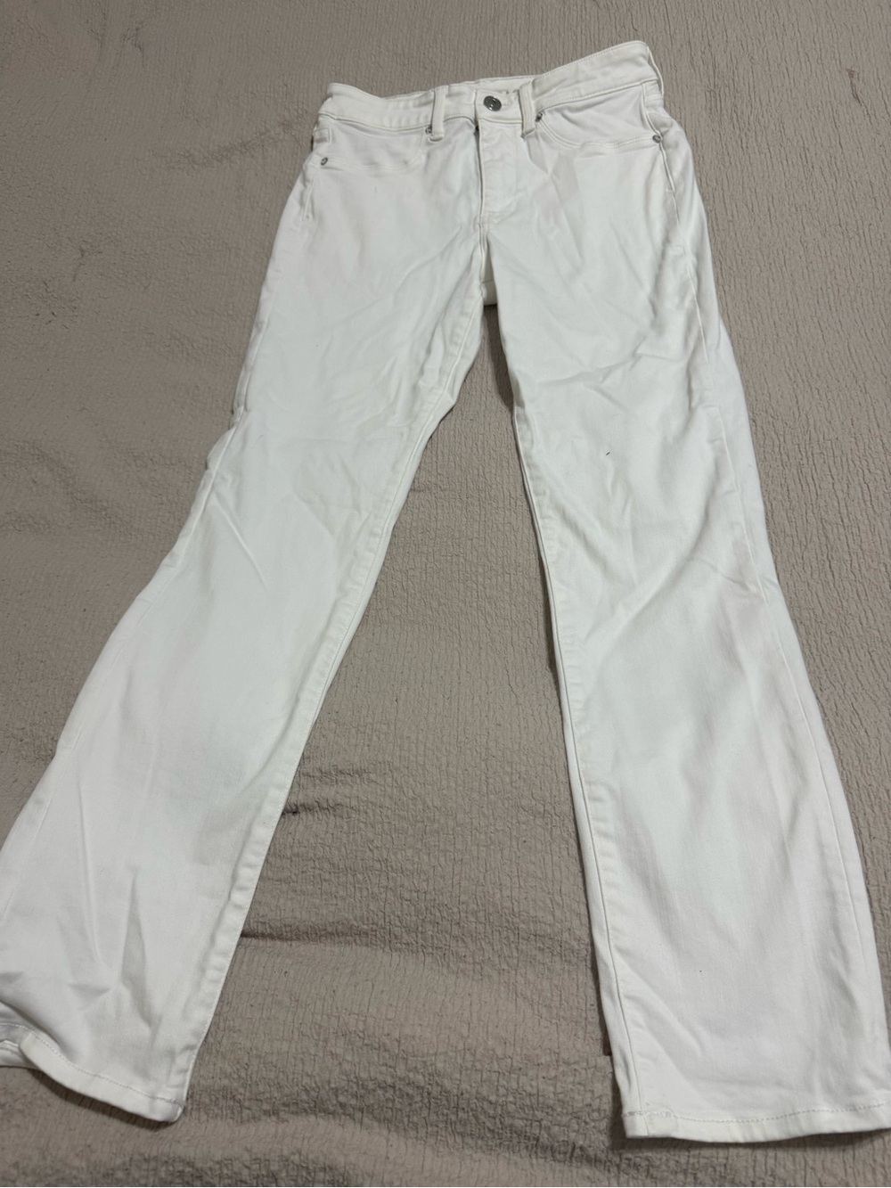 American Eagle Outfitters white skinny jeans